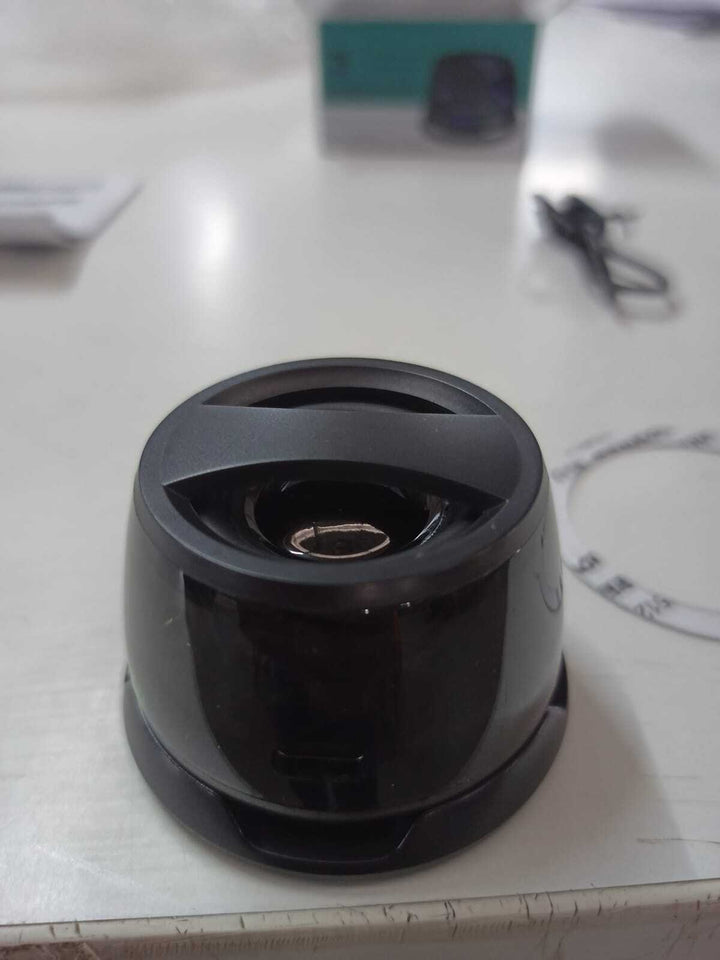 LD Wireless Portable Magnetic Speaker